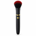 A black and red makeup brush is displayed with measurements indicating a length of 15 cm and a brush head width of 3 cm.