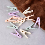 Durable laundry rope set with strong gripping clips