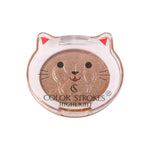 Lightweight shimmer highlighter in a travel-friendly compact
