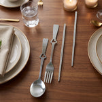 Durable stainless steel cutlery set with storage pouch