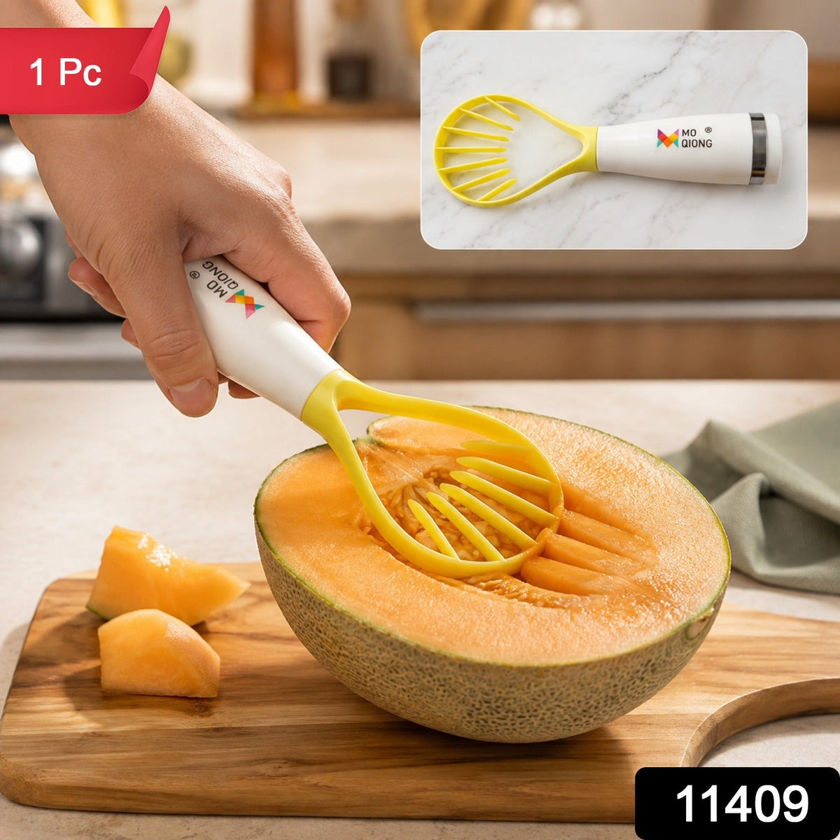 Manual Muskmelon Slicer Cutter Tool with Seed Scoop for Fruits