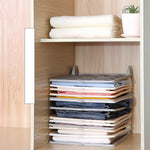 Close-up of the durable PP material and compact design of the shirt folding board.