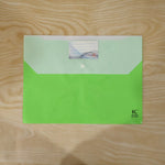 Document folder carrying use