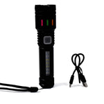 Zoomable LED flashlight providing focused illumination outdoors