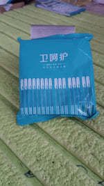 Complete 12-piece set of Arrive Kit silicone ear cleaning tools.