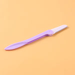 Facial hair razor for women’s grooming and eyebrow shaping